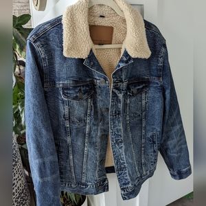 NWOT Sherpa Lined Jean Jacket American Eagle Mens Medium